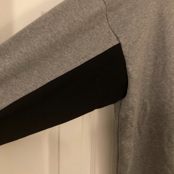 NWT Nike Womens Dri Fit Get Fit Sweatshirt DA0391-091 - Picture 4 of 6